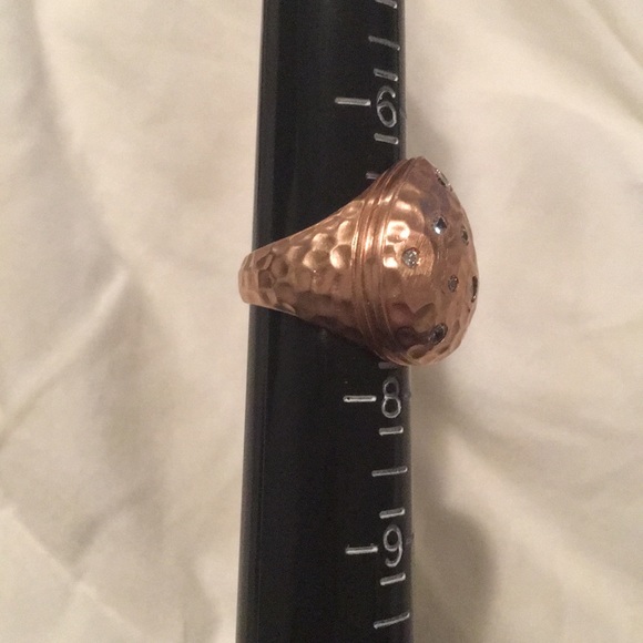 Gorgeous tear ring - Picture 5 of 7